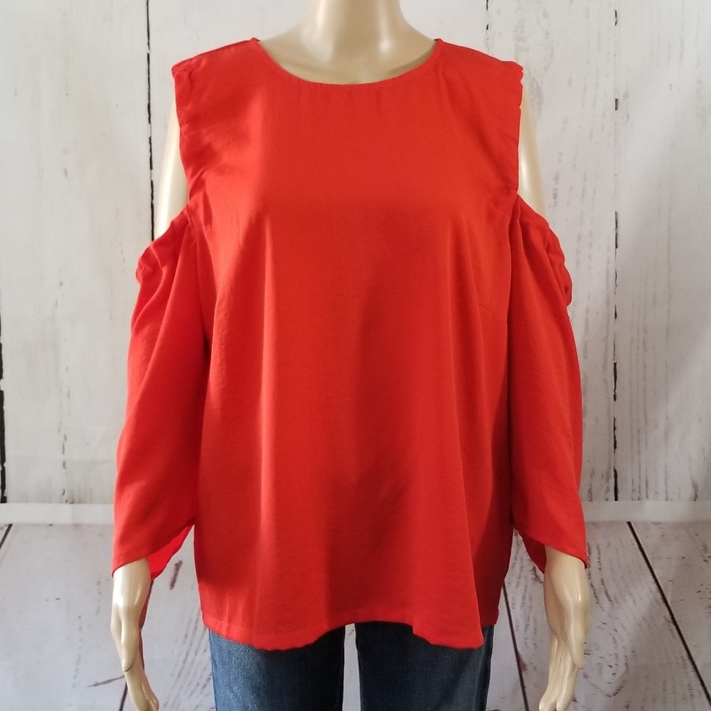 MELLODAY Cold Shoulder Red Top Plus Size - Picture 2 of 8